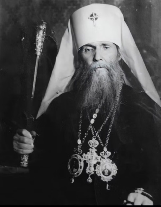 Metropolitan Philaret in white klobuk with his metropolitan&rsquo;s cross and panagias, holding his crozier